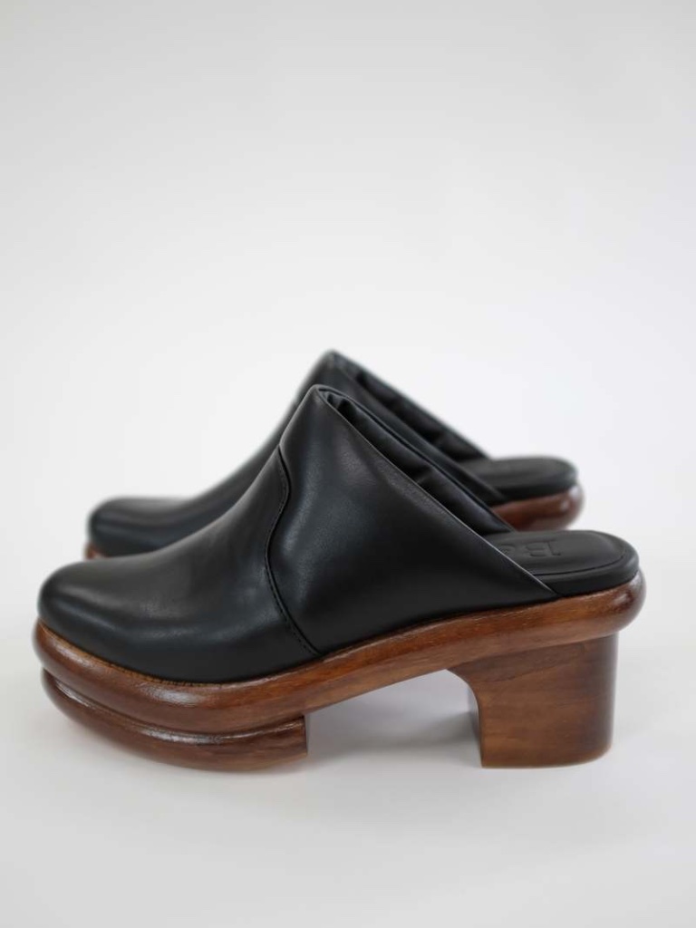 Beklina Sedia Clog Black Leather Double Chunky Platform Soft Uppers Lined Nib — image 5 of 8